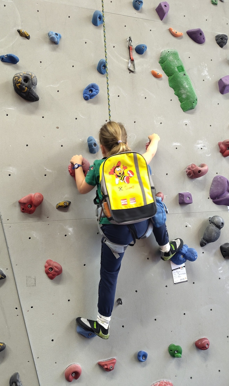 Charlotte Gibbs, winner of the Ried district, had to climb high (Bild: zVg)