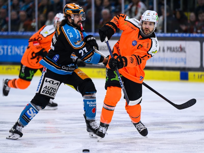 Graz (ex-KAC ace Manuel Ganahl, right) and Linz will decide the KAC opponent. (Bild: GEPA)