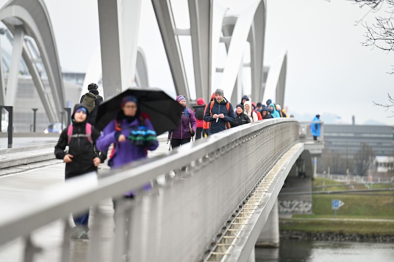 Auf den Distanzen zwischen zwölf und 100 Kilometern gab es mehr als eine Brücke. (Bild: Wenzel Markus)