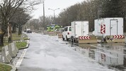 Um die Raser auszubremsen wurden am Kurpark Betonleitwände aufgestellt und Parkplätze gesperrt.