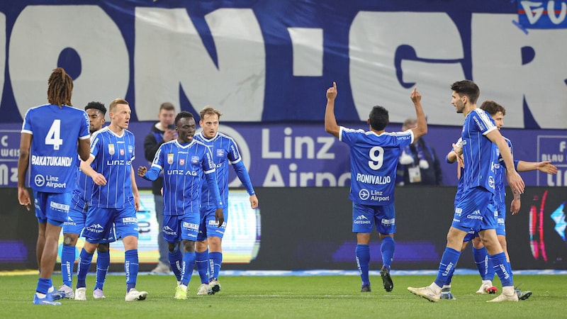 Ronivaldo celebrated his goal. (Bild: APA/EXPA)