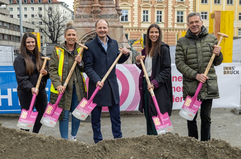 Am Montag erfolgte der Spatenstich. (Bild: IKM/K.Rudig)