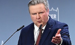 Bürgermeister Michael Ludwig (SPÖ) hielt eine Rede. Darin enthalten einige interessante ...