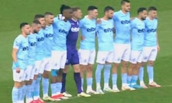 Die Spieler von PFC Arda Kardzhali gedachten Petko Ganchev.