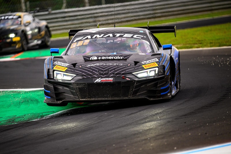 The ex-Audi works driver continues to drive an Audi R8. (Bild: Tresor Competition)