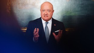 Christian Stocker will Benjamin Netanyahu wegen des Gaza-Krieges ins Gewissen reden.
