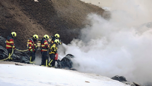 Die Rettungskräfte gaben ihr Möglichstes. (Bild: AP/Cantonal Police Graubuenden)