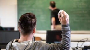 Fast drei Viertel der Lehrer in Wien berichten, dass sie schon Gewalt durch Schüler erlebt haben. (Bild: Imre Antal)
