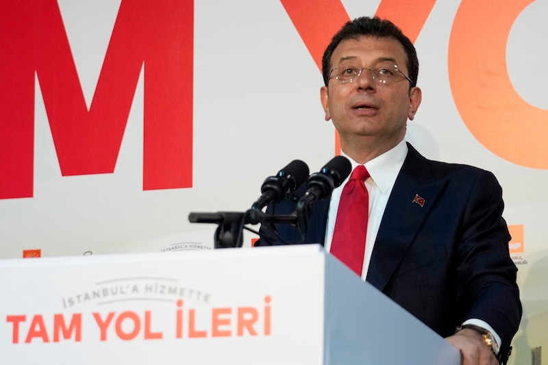 Ekrem Imamoglu (Bild: AP/Emrah Gurel)