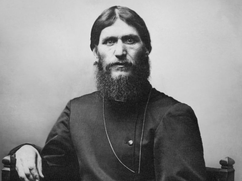 Rasputin, der Mann aus Sibirien, der zum engsten Vertrauten der Zarenfamilie aufstieg. (Bild: akg-images / picturedesk.com)