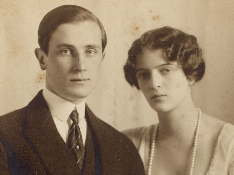 Fürst Felix Jussupow, einer der Mörder, mit seiner Ehefrau Irina, die eine Nichte von Zar Nikolaus II. war.  (Bild: Mary Evans / picturedesk.com)