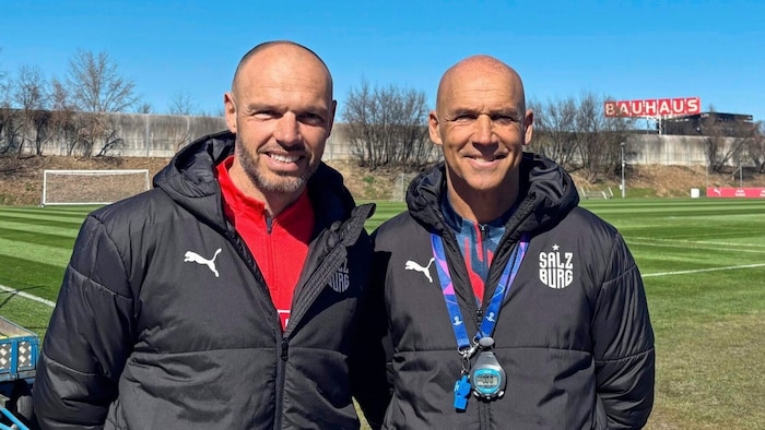 Heiko Westermann (li.) mit Thomas Letsch.