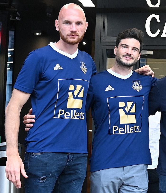 Veldens starkes Duo: Goalie Kofler und Mittelfeld-Ass Putsche – der ans Aufhören denkt.