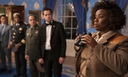 Uzo Aduba (re.) spielt die Hauptrolle der Cordelia Cupp, die unter den 157 potenziellen ...