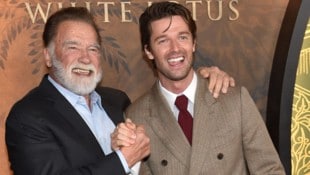 Arnold Schwarzenegger mit Sohn Patrick – zweiterer hatte in der dritten „White Lotus“-Staffel ...