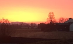 Der Saharastaub lässt den Himmel milchig wirken.