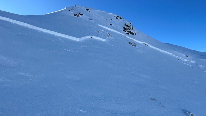 In 35 Grad steilem Gelände löste sich das Schneebrett.