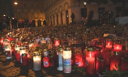 Terror in Wien: Angeklagter traf Attentäter mehrmals bei sonntäglichen Vorträgen in St. Pölten. ...