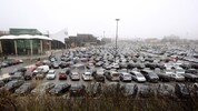 Noch sind die Parkplätze beim größten Shopping-Center Österreichs gratis – ab 14. April muss man ...