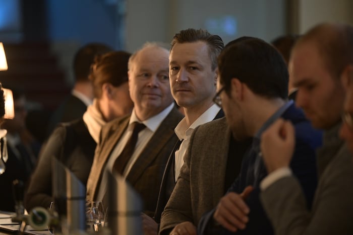 Überraschend: Mahrers Vorgänger als Wiener ÖVP-Chef Gernot Blümel, war unter den Zuhörern. 