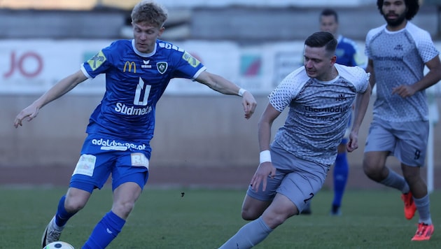 St. Johann (li.) und FC Pinzgau haben jeweils ein Freitagsspiel vor der Brust. (Bild: Tröster Andreas)