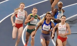 Caroline Bredlinger (l.)