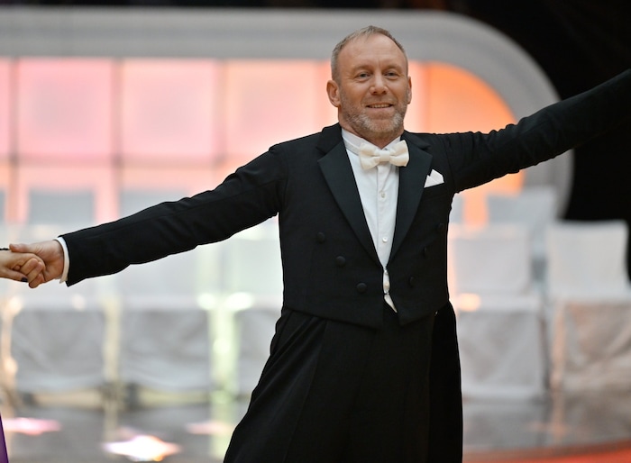 Nachdem Stefan Koubek eigentlich in der letzten Woche „Dancing Stars“ als Erster verlassen ...