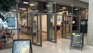 Noch sind die Mensa-Türen in der Eggenberger Allee offen. (Bild: Jauschowetz Christian)