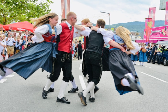 Getanzt wird natürlich in der Draustadt.