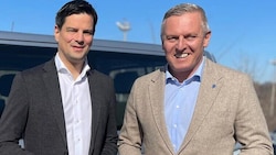 Landeshauptmann Kunasek (re.) und Landesrat Amesbauer bei der Visite in Spielfeld.