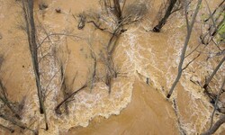 Heftige Regenfälle haben zwei Menschenleben in Spanien gefordert.