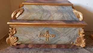 Gefunden, verschollen, wiederentdeckt, restauriert und rätselhaft: Das barocke Kistchen von ...