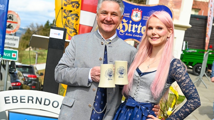 Marktreferent Kutej mit Sabrina Fishchuk-Zunk vom Tourismusverband