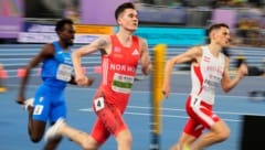 Jakob Ingebrigtsen (l.) im Duell mit Raphael Pallitsch. (Bild: AP/Copyright 2025 The Associated Press. All rights reserved)