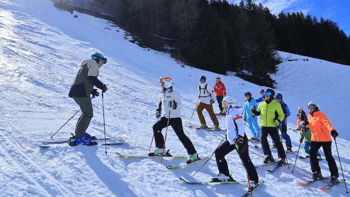Die Skifans waren ganz Ohr, als der Ex-Skistar erzählte.