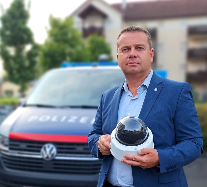 Bürgermeister Christian Partoll war über die Parkplatz-Annexion verärgert