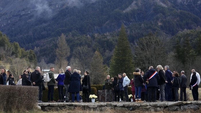 Gedenken an den Germanwings-Absturz, bei dem 150 Menschen ums Leben gekommen sind
