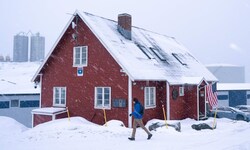 Vor dem Gebäude des US-Konsulats in der grönländischen Hauptstadt Nuuk fanden in den vergangenen ...