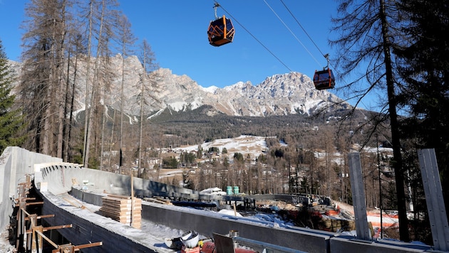 In Mailand und Cortina laufen die Vorbereitung für die olympischen Spiele.