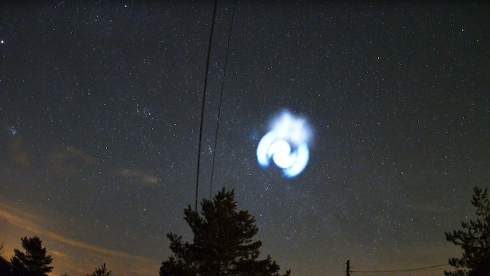 Dann kristallisiert sich die Spiralform heraus.