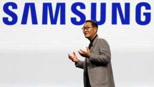 Han Jong-hee während einer Keynote auf der CES 2022
