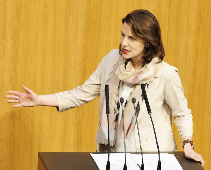 Edtstadler (hier im Nationalrat) wird eine von vier Stellvertreterinnen Stockers. 