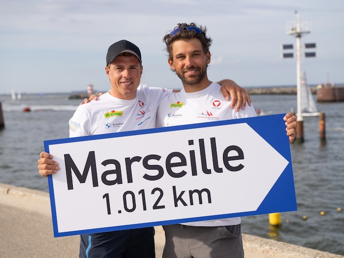 Ben Bildstein (li.) und David Hussl segelten vor Marseille bei den Olympischen Spielen.