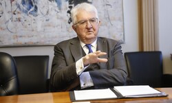 Laut OeNB-Gouverneur Robert Holzmann ist der Tiefpunkt der Wirtschaftsentwicklung aber ...