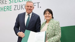 Landeshauptmann Mario Kunasek und Stellvertreterin Manuela Khom. (Bild: Jauschowetz Christian)