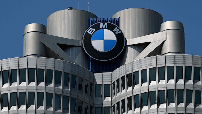 Die Zentrale der Bayerische Motoren Werke AG in München