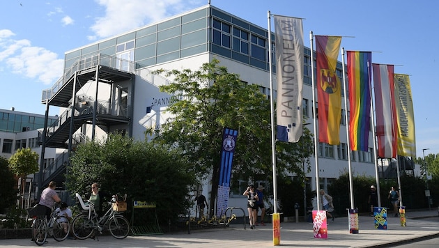 Das Schul-Zentrum in Neusiedl am See war nach der Drohung am 29. April geschlossen.