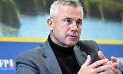 Norbert Hofer ist kein „Ehrenritter“ mehr.
