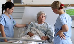 Erleichterungen für Pflegekräfte sollen kommen – für das Wie gibt es nun Vorschläge.