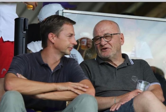 Obmann Rettenbacher und Präsident Salzamnn dürfen sich freuen: Die Austria hat die Zulassung für ...